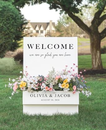 Floral Welcome Wedding Sign